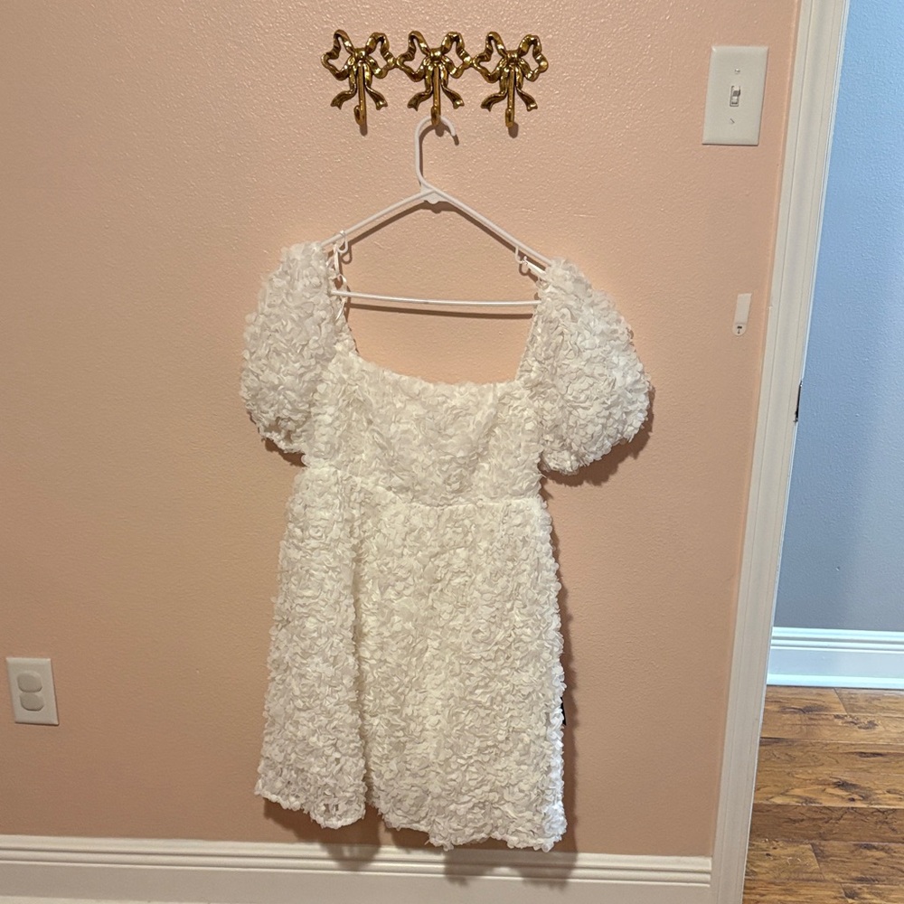 Lulu's White Textured Midi Dress